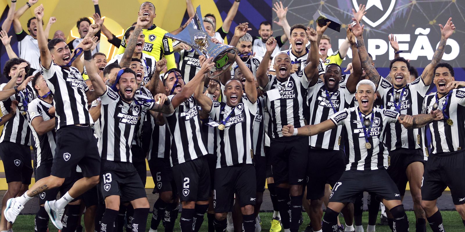 BOTAFOGO É CAMPEÃO BRASILEIRO DE 2024: GLORIOSO CONQUISTA DOBRADINHA HISTÓRICA COM LIBERTADORES E ENCERRA JEJUM DE 29 ANOS  